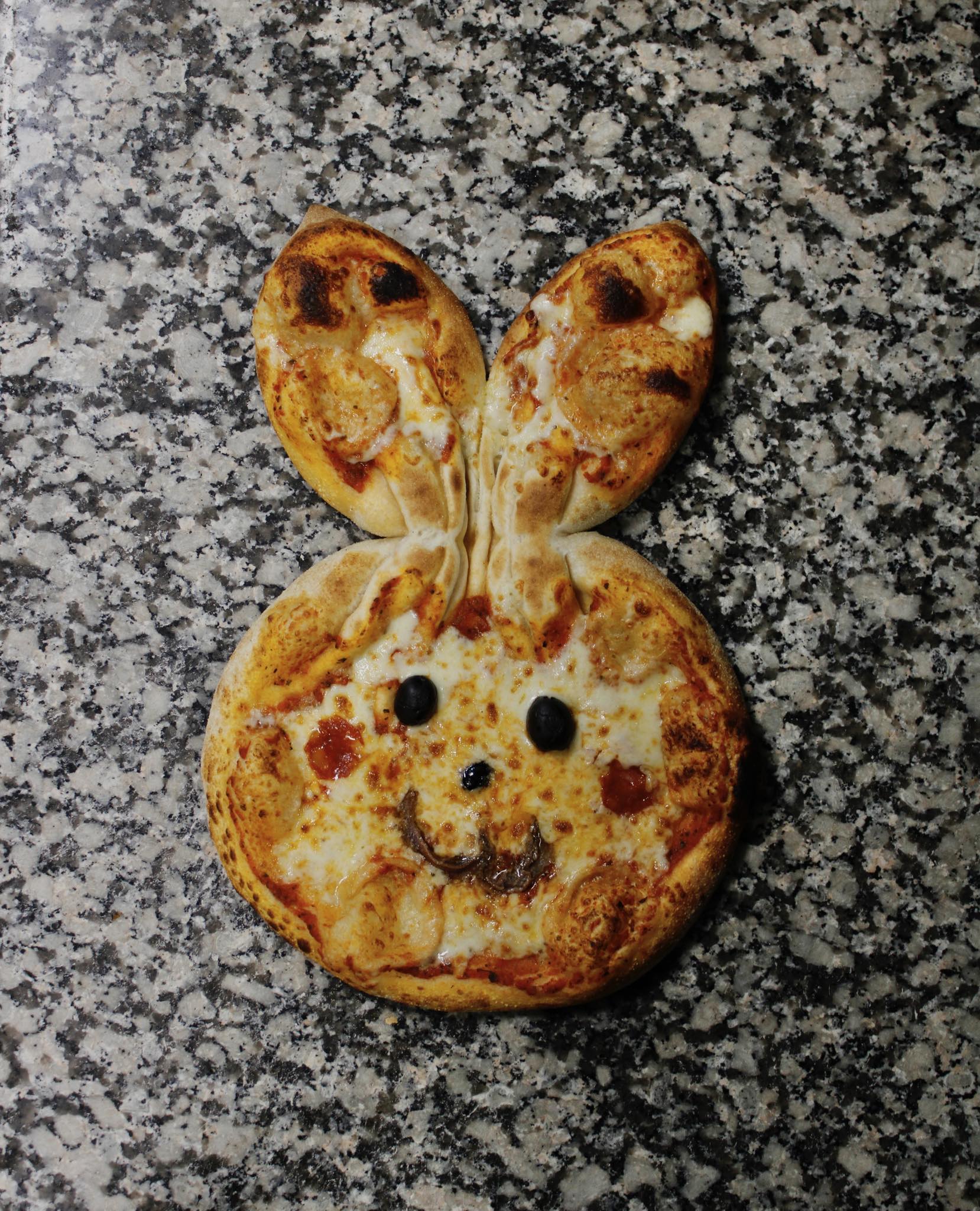 Création originale pizza lapin